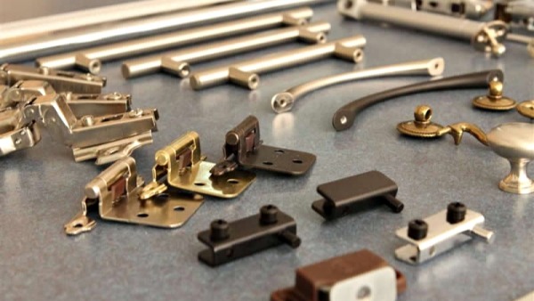 Herrajes Básicos Industria Madera Mobiliario